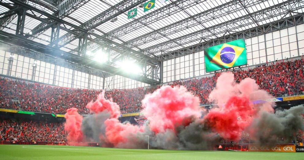 Athletico Paranaense celebra 102 anos com festa aberta ao público