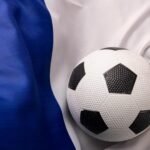 Trump encerra tradição de 165 anos e assina nota de dólar nos EUA