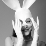 Ariana Grande resgata faixa inédita e celebra 10 anos de álbum icônico