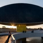 Estação flutuante inicia missão científica no Ártico